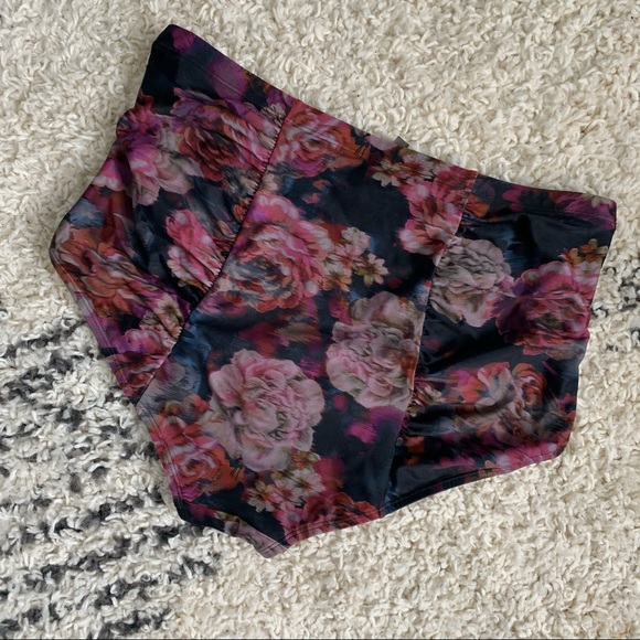 Rose Floral Print High Waist Ruched Swim Bottom - Never Worn! - Picture 5 of 7